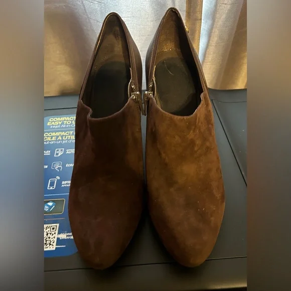 Calvin Klein Dress Booties - Picture 2 of 5